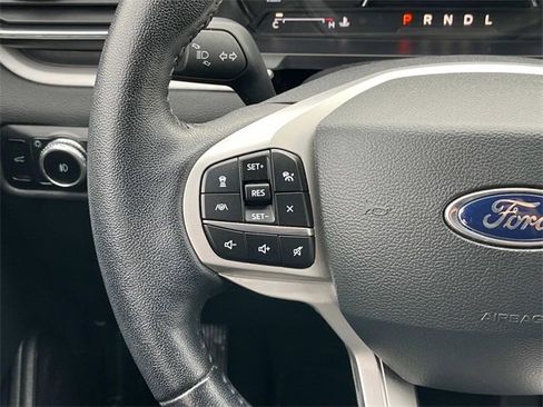 Used 2023 Ford Explorer XLT w/ Equipment Group 202A image 18