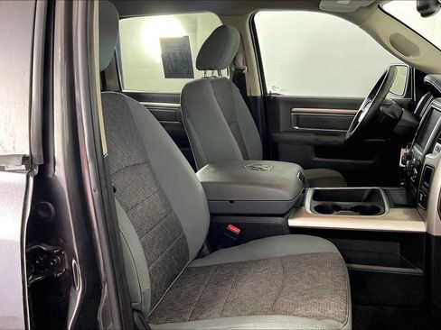 Used 2016 RAM 1500 Lone Star RWD image 9