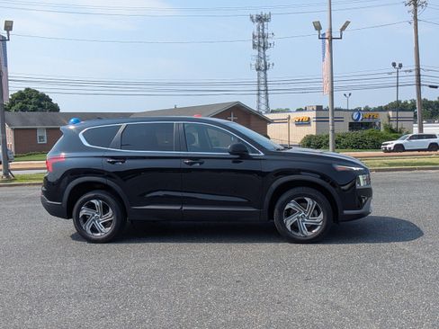 Used 2023 Hyundai Santa Fe SE AWD/4WD image 10