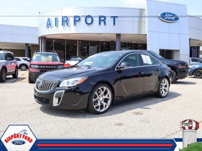 Used 2017 Buick Regal GS w/ Driver Confidence Package #1