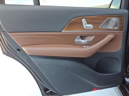 Certified 2026 Mercedes-Benz GLS 450 4MATIC image 16