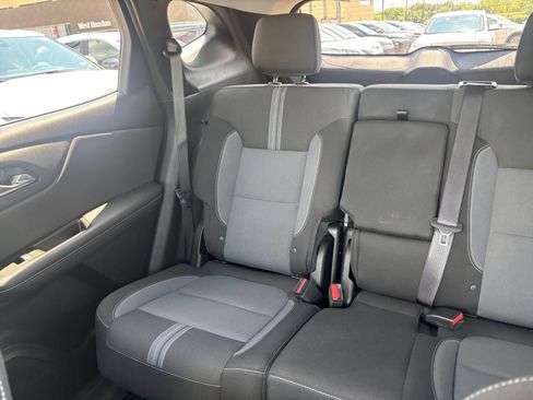 Used 2025 Chevrolet Blazer LT FWD image 39