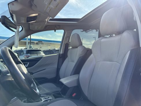 Used 2019 Subaru Forester Limited w/ Popular Package #3 image 21