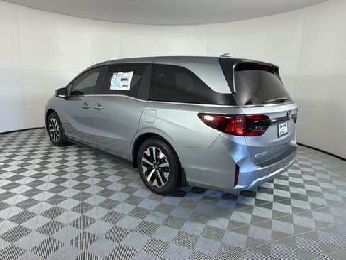 New 2026 Honda Odyssey EX-L image 3