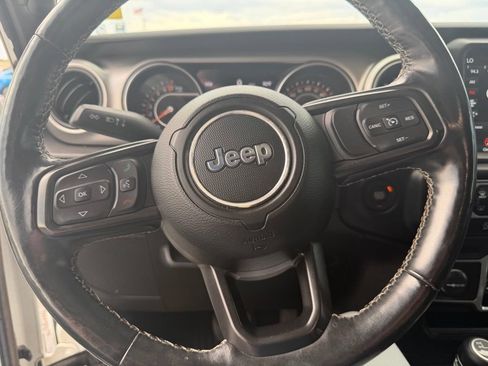 Used 2021 Jeep Gladiator Sport w/ Quick Order Package 24Q 80Th AWD/4WD image 8