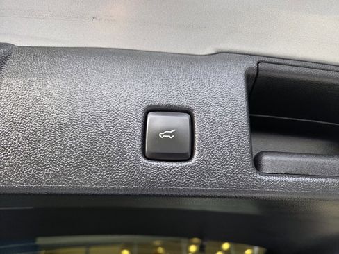 Used 2023 Ford Escape Active w/ Tech Pack #2 image 11