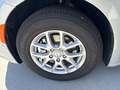 New 2026 Chrysler Pacifica Select FWD image 12