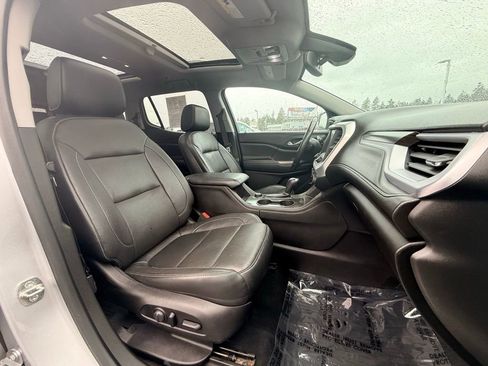 Used 2017 GMC Acadia SLT image 31