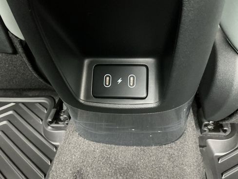 New 2026 Hyundai Elantra Limited FWD image 12