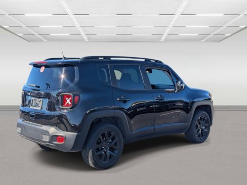Used 2023 Jeep Renegade Altitude w/ Sun/Sound Group image 5