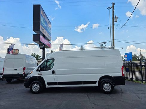 Used 2022 RAM ProMaster 2500 FWD image 4