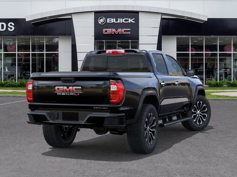 New 2026 GMC Canyon Denali image 4