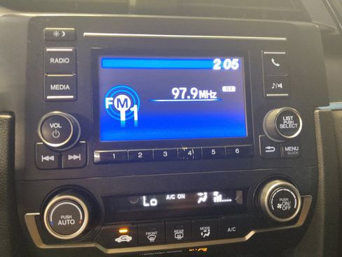 Used 2019 Honda Civic LX image 25