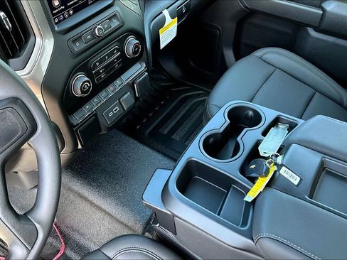 New 2026 Chevrolet Silverado 1500 W/T w/ WT Value Package AWD/4WD image 8