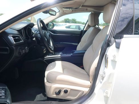 Used 2020 Maserati Ghibli RWD image 15