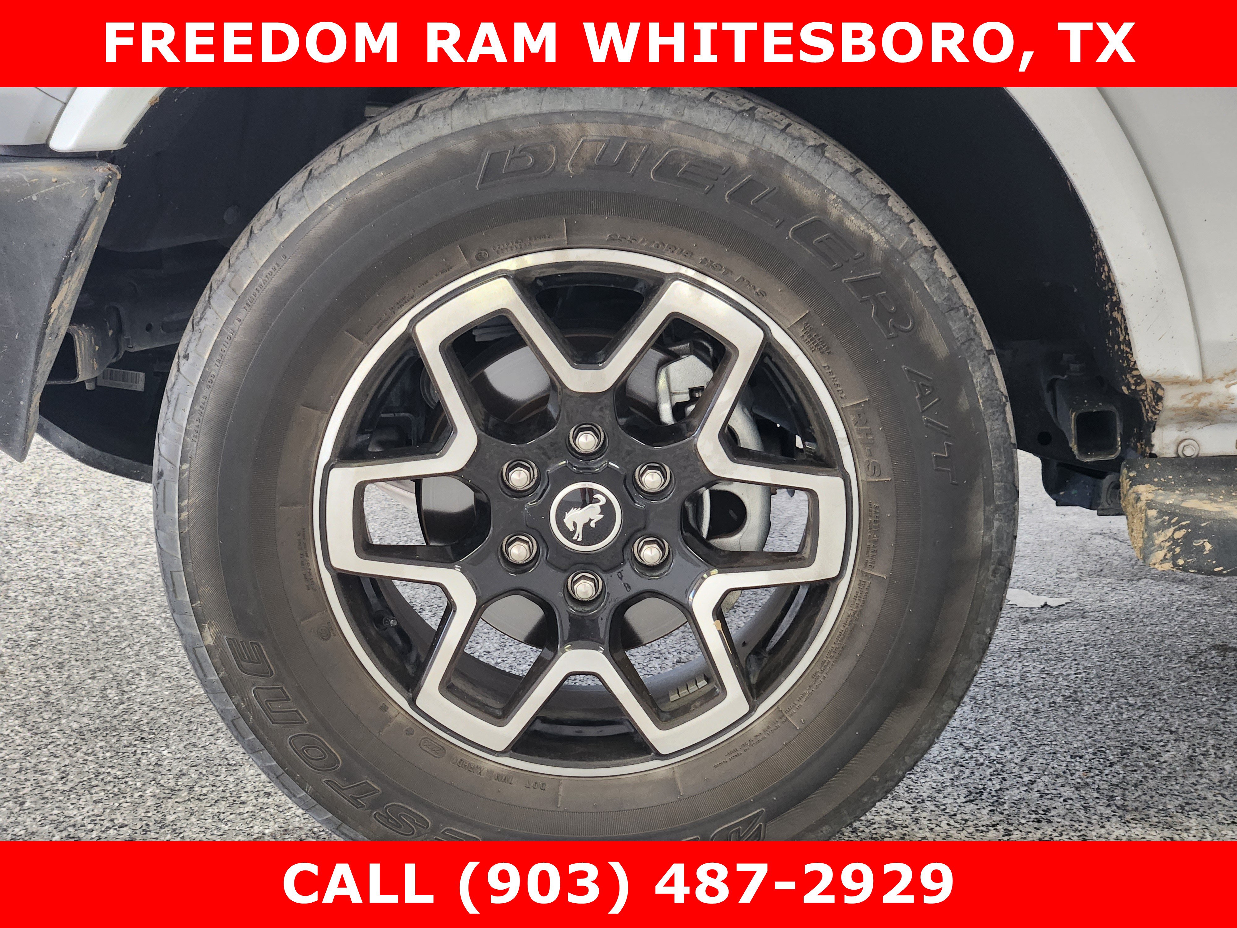 Used 2023 Ford Bronco Outer Banks AWD/4WD image 7