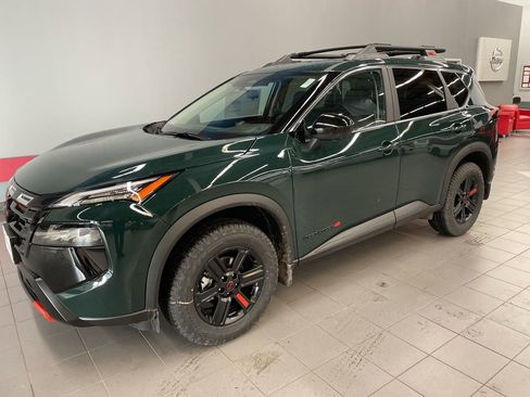 New 2026 Nissan Rogue SV image 2