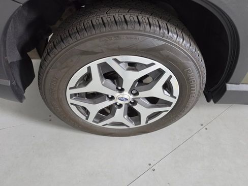 Certified 2024 Subaru Forester Premium AWD/4WD image 10