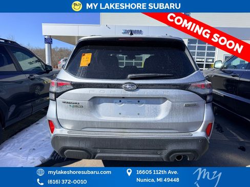 Used 2025 Subaru Forester Touring image 7