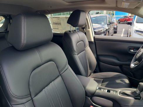 New 2026 Honda HR-V EX-L image 11
