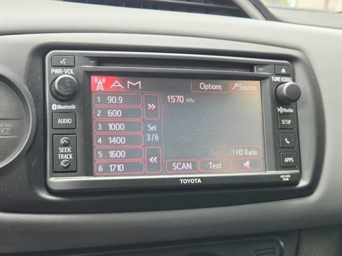 Used 2015 Toyota Yaris SE FWD image 22
