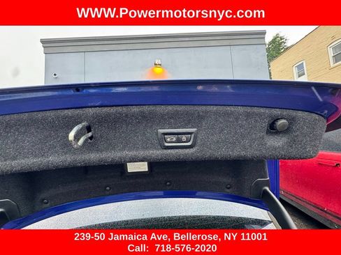 Used 2022 BMW 330i Sedan w/ M Sport Package RWD image 19
