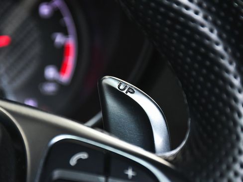 Used 2018 Mercedes-Benz AMG GT Roadster image 44