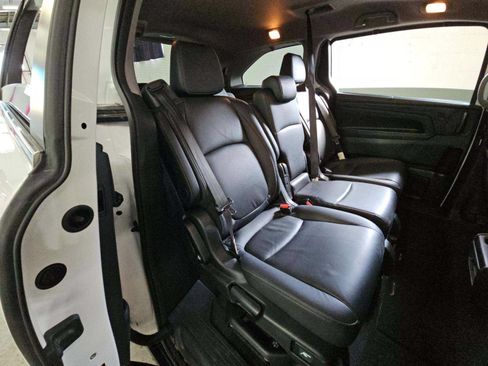 Used 2023 Honda Odyssey EX-L image 14