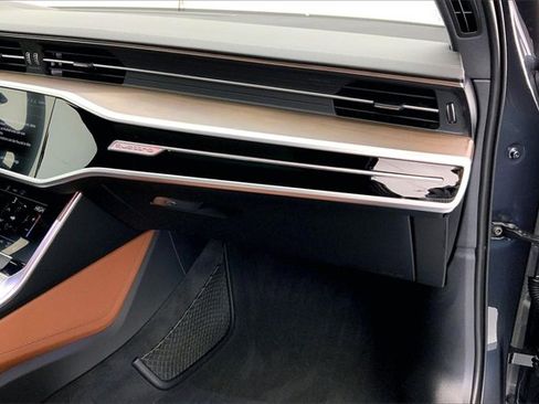 Used 2025 Audi A6 Premium Plus image 16