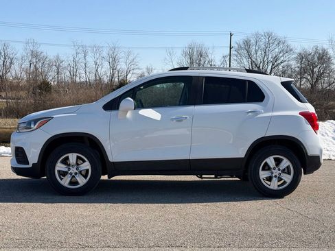 Used 2019 Chevrolet Trax LT w/ LT Convenience Package image 40
