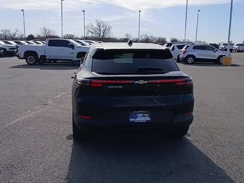 New 2026 Chevrolet Equinox EV LT w/ Comfort Package FWD image 7