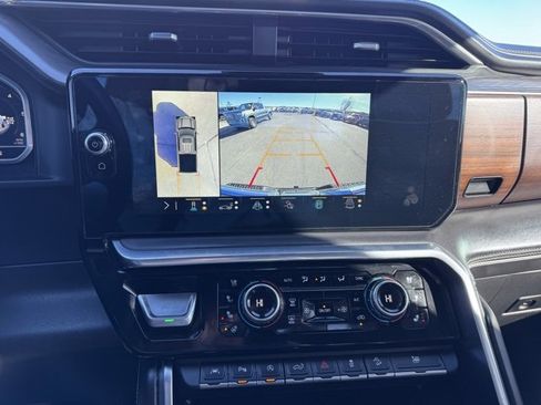 Used 2023 GMC Sierra 1500 Denali Ultimate image 34