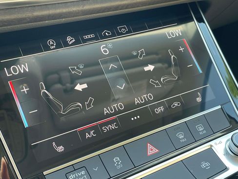Certified 2025 Audi Q7 3.0T Premium Plus AWD/4WD image 29