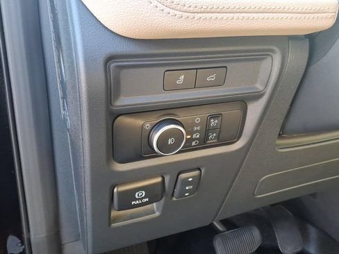 Used 2024 Ford Expedition Max Limited AWD/4WD image 20