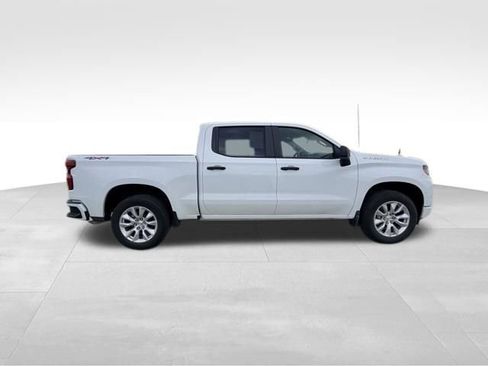 Used 2026 Chevrolet Silverado 1500 Custom AWD/4WD image 5