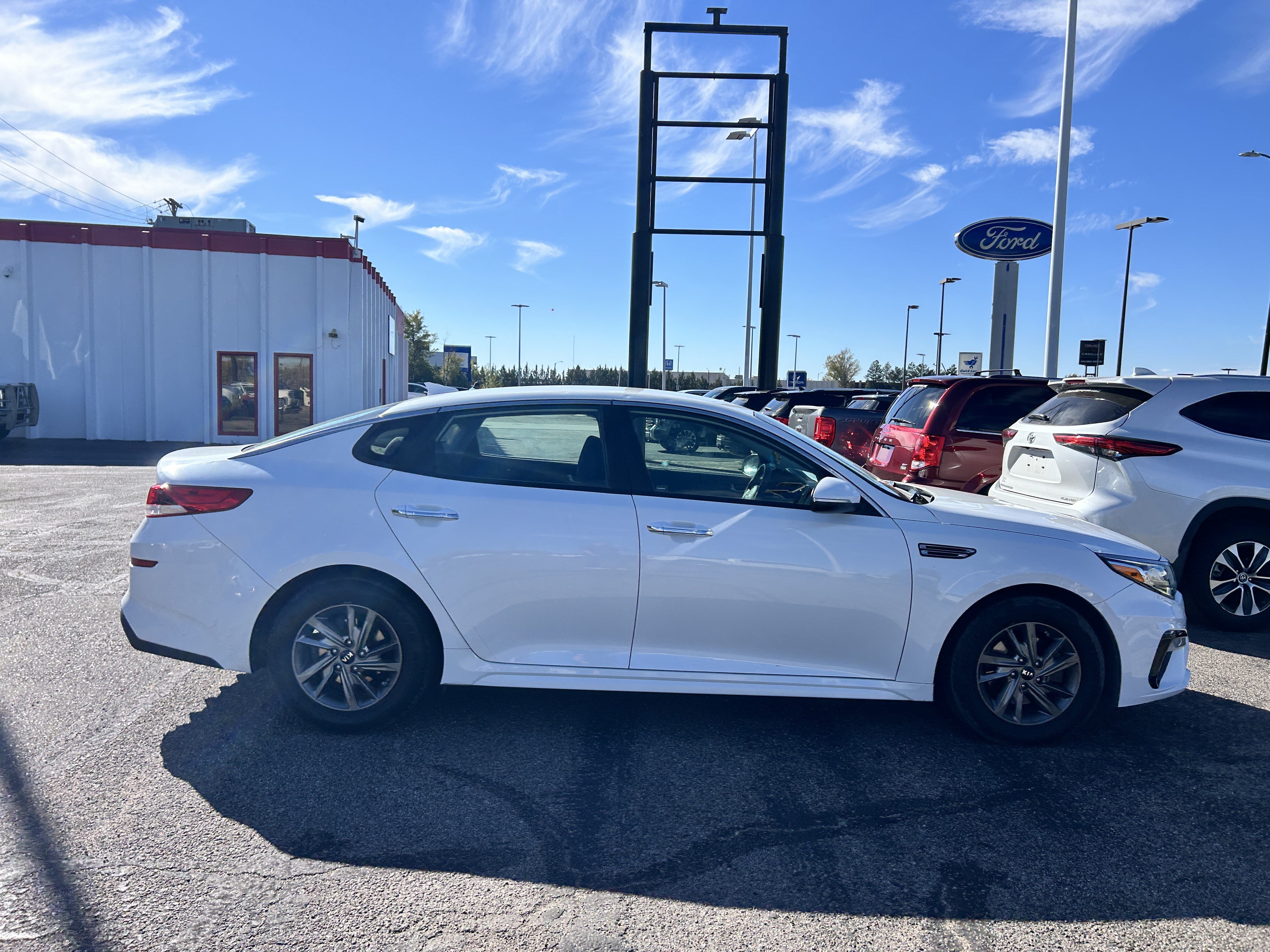 Used 2019 Kia Optima LX FWD image 7
