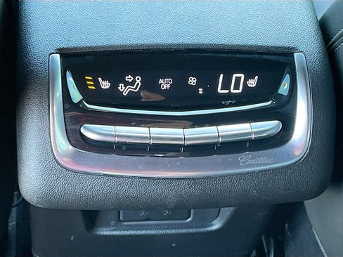 Used 2024 Cadillac XT6 Sport w/ Technology Package AWD/4WD image 27