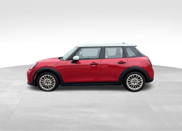 Certified 2026 MINI Cooper 4-Door Hardtop FWD image 8