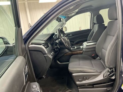 Used 2019 Chevrolet Tahoe LS AWD/4WD image 19