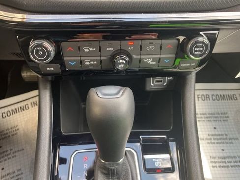 New 2026 Jeep Compass Limited AWD/4WD image 13