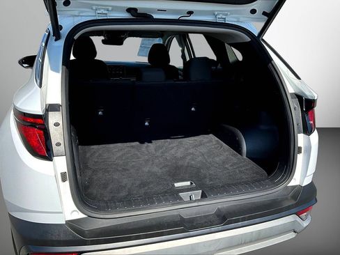 Certified 2025 Hyundai Tucson SEL AWD/4WD image 7
