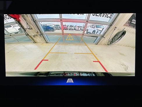 New 2026 Chevrolet Trax LT w/ Driver Confidence Package FWD image 21