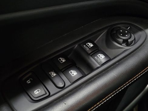Used 2019 Jeep Compass Latitude w/ Popular Equipment Group AWD/4WD image 27