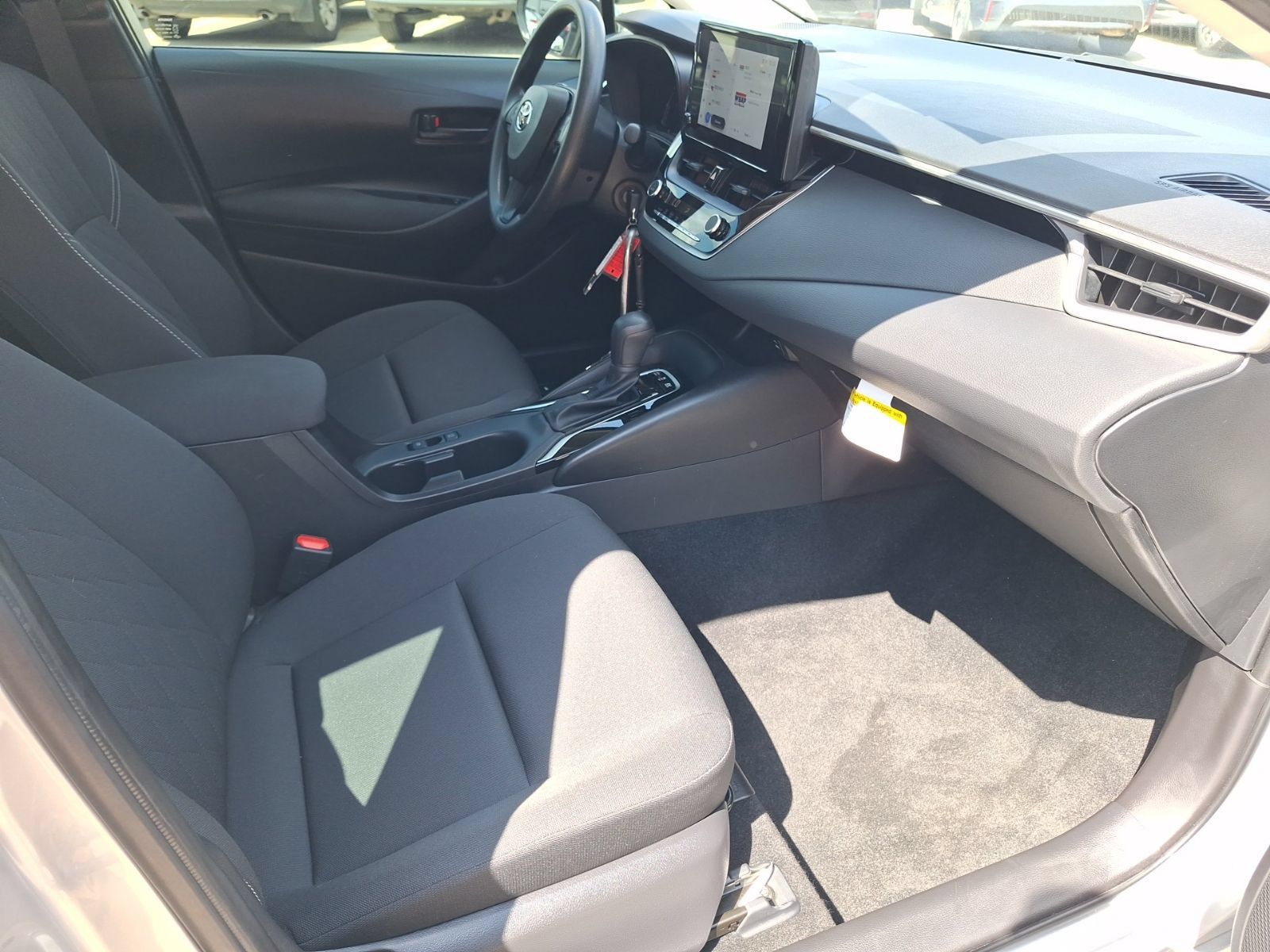 Used 2026 Toyota Corolla LE FWD image 32