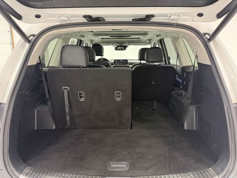 Used 2022 Kia Telluride SX w/ SX Prestige Package image 32