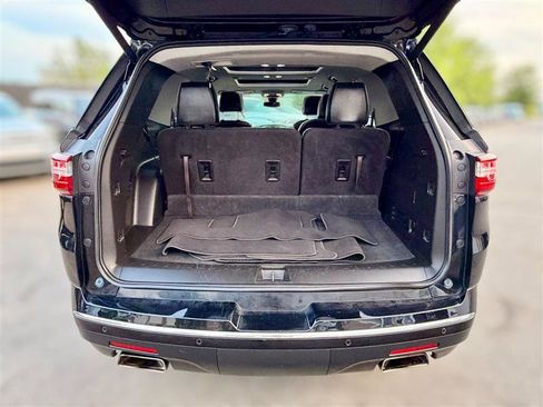 Used 2019 Chevrolet Traverse Premier AWD/4WD image 12