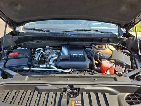 Used 2023 Chevrolet Silverado 1500 High Country w/ High Country Premium Package AWD/4WD image 40