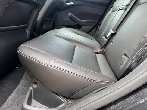 Used 2013 Ford Focus ST FWD image 7