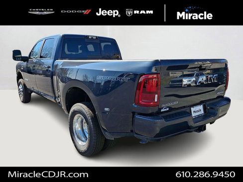 New 2026 RAM 3500 Laramie w/ Max Tow Package AWD/4WD image 4
