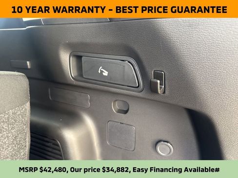 New 2025 Mitsubishi Outlander ES image 10